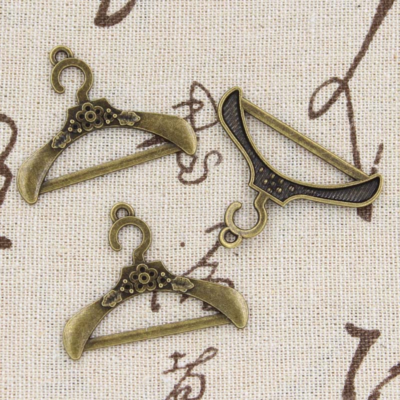 Jewelry Making Table - 8 pièces breloques porte-vêtements cintre 37x29mm
