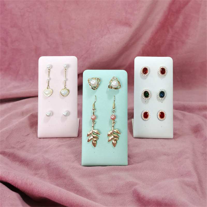 Présentoir à boucles d'oreille - Jewelry Making Table avis et prix