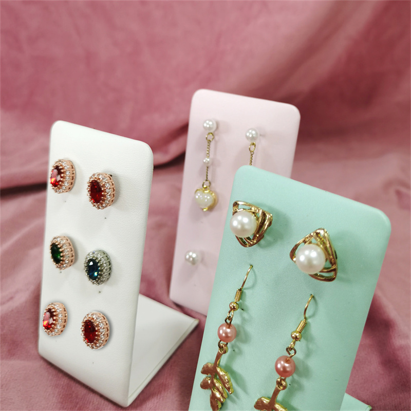 Présentoir à boucles d'oreille - Jewelry Making Table avis et prix