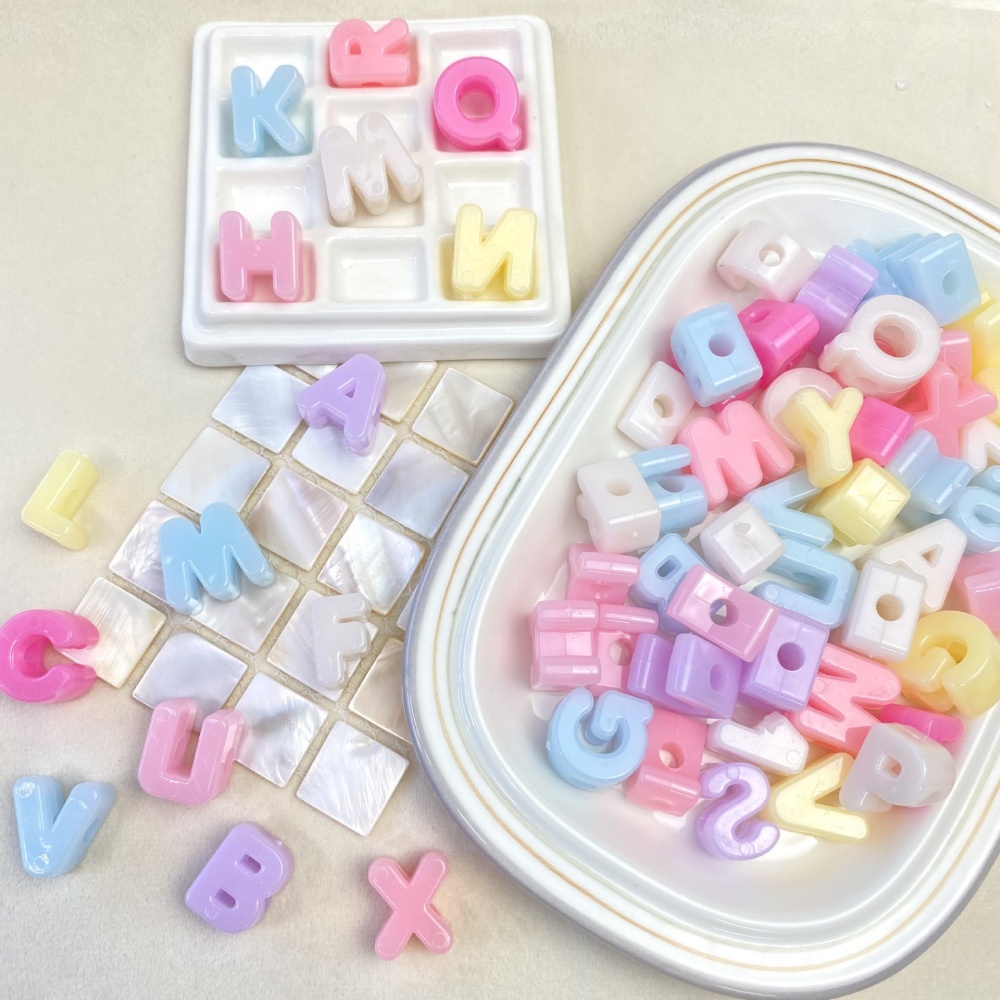 Perles de lettres en acrylique - Jewelry Making Degree avis et prix