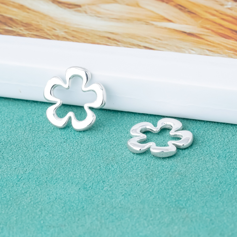 Pendentif breloque fleur creus - Jewelry Making In La avis et prix